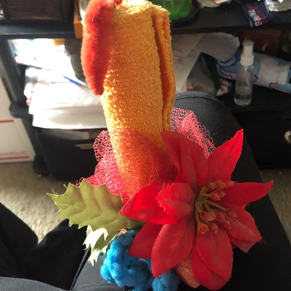 Festive Orange and Red Decorative Piece - Picture 1 of 1
